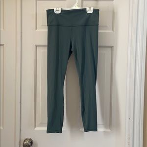 Athleta savansa macramé 7/8 tight S